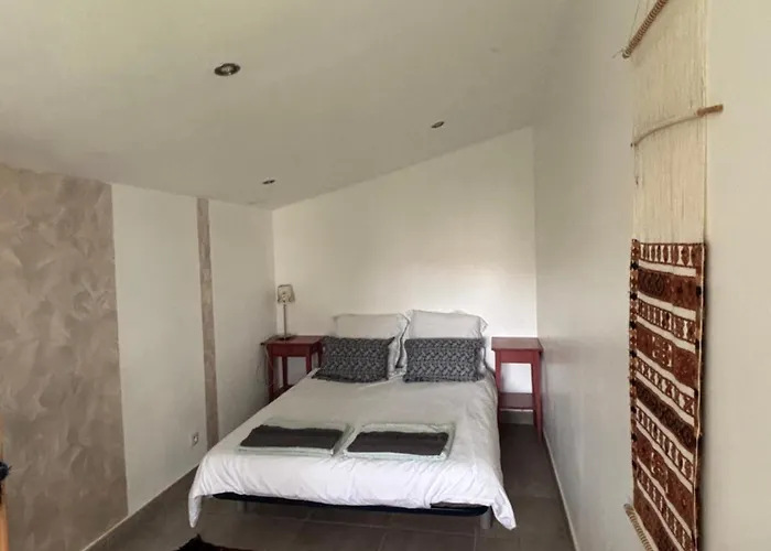 Charmante Petite Maison Avec Terrasse Et Jardin, Proche Tram Castelnau-le-Lez